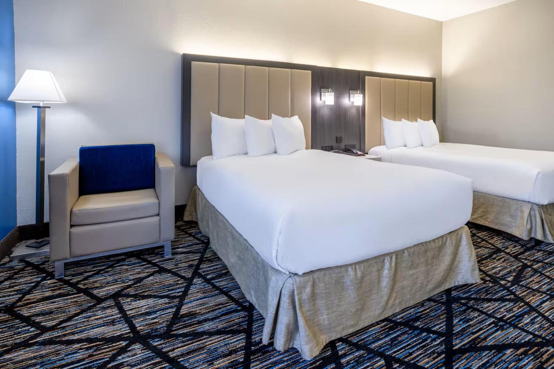 Baymont By Wyndham Lavergne La Vergne Bagian luar foto