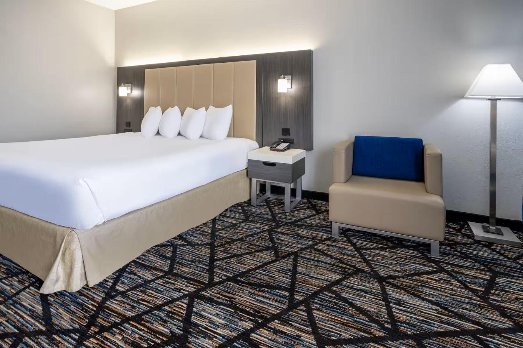 Baymont By Wyndham Lavergne La Vergne Bagian luar foto